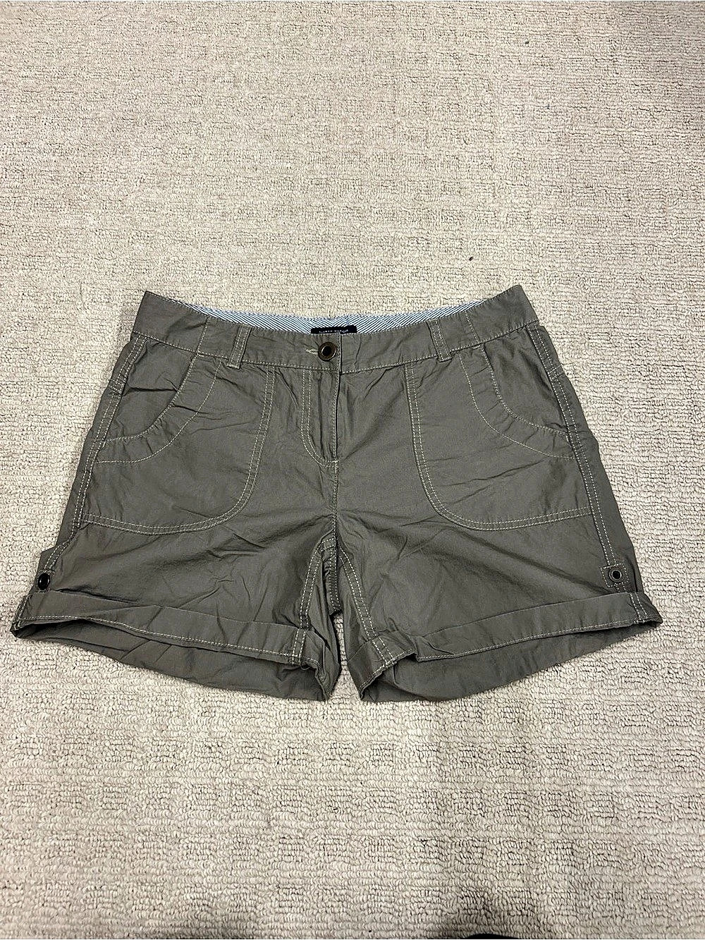 Tommy Hilfiger Women's Cargo Shorts in Gray